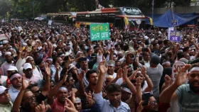অনির্দিষ্টকালের কর্মবিরতি ঘোষণা প্রাথমিকের শিক্ষকদের