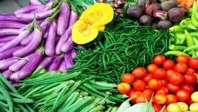 বরিশালে বেড়েছে সবজির দাম