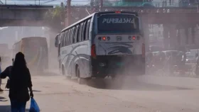 দিল্লিতে ভয়াবহ বায়ুদূষণ, অসুস্থদের শহর ছাড়ার পরামর্শ