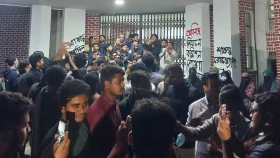 শাহজালাল বিশ্ববিদ্যালয়ের ভিসি অবরুদ্ধ