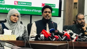 একটি দল গণভোটে না দেওয়ার জন্য ক্যাম্পেইন করছে: আখতার