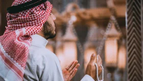 কিয়ামতে যে ৩ ব্যক্তির বিরুদ্ধে মহান রব বাদী হবেন