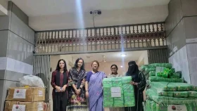 জবি’র ছাত্রী হলে ছাত্রদলের উপহারসামগ্রী