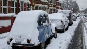 তুষারঝড়ে বিপর্যস্ত যুক্তরাজ্যের জনজীবন