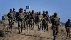 আফগান সীমান্তে পাকিস্তানের অভিযান, নিহত ৩০