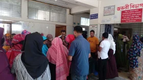 বিয়ের দাওয়াত না দেওয়া নিয়ে দুইপক্ষের সংঘর্ষ, আহত ১০