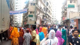 ঢাকায় বারবার ভূমিকম্প, জনমনে আতঙ্ক