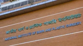 গ্যাসের লিকেজ থেকে আগুন, একই পরিবারের ৬ জন দগ্ধ