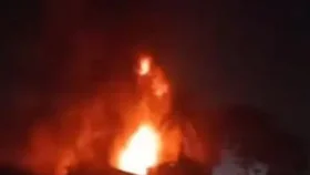 কালুরঘাটে পোশাক কারখানার গোডাউনে আগুন