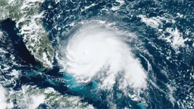 শক্তি সঞ্চয় করে ধেয়ে আসছে ঘূর্ণিঝড় ‘ডিটওয়াহ’