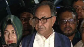 ম্যাডাম আমাদের চিনতে পেরেছেন, সালামের রিপ্লাইও দিয়েছেন