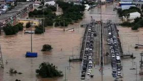 ইন্দোনেশিয়া ও থাইল্যান্ডে লাশের মিছিল, মৃতের সংখ্যা বেড়ে ৪৫০