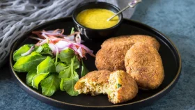 সহজেই বানিয়ে ফেলুন মজাদার ফুলকপির কাটলেট