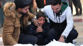 গাজায় এখনো চলছে  ইসরাইলি হামলা, নিহত আরও ৭