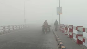 কুড়িগ্রামে ঘন কুয়াশা ও তীব্র শীত, জনজীবন বিপর্যস্ত