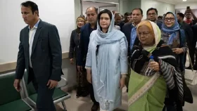 খালেদা জিয়াকে দেখতে আবারও এভারকেয়ারে ডা. জুবাইদা