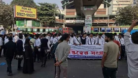 শাহবাগ ছাড়লেন শিক্ষার্থীরা, স্বাভাবিক যান চলাচল