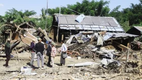 মিয়ানমারে বিমান হামলায় নিহত ১৮