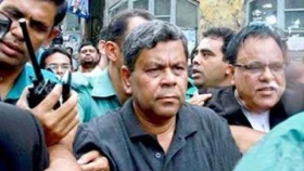 সাংবাদিক শওকত মাহমুদ কারাগারে, রিমান্ড শুনানি বৃহস্পতিবার