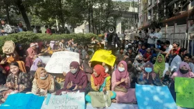 দা‌বি আদায়ে ৭ কলেজের শিক্ষার্থীদের আন্দোলন চালিয়ে যাওয়ার ঘোষণা 