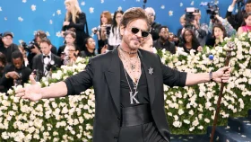 বিশ্বের 'মোস্ট স্টাইলিশ' ৬৭ ব্যক্তির তালিকায় শাহরুখ