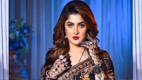 ছবি পোস্ট করে কটাক্ষের শিকার শ্রাবন্তী