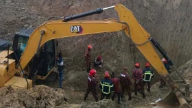 গভীর নলকূপের গর্তে পড়ে যাওয়া শিশুর বেঁচে থাকার আশা ক্ষীণ: ফায়ার সার্ভিস