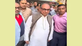 ওসমান হাদিকে দেখতে ঢামেকে মির্জা আব্বাস