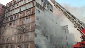 কেরানীগঞ্জে জমেলা টাওয়ারে আগুন, নিয়ন্ত্রণে ১২ ইউনিট