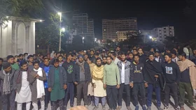 হাদির ওপর হামলার প্রতিবাদে পাবিপ্রবিতে শিক্ষার্থীদের বিক্ষোভ 