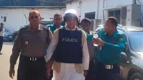 ট্রাইব্যুনালে নিজের বিচার সরাসরি সম্প্রচারের আবেদন ইনুর