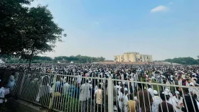 মানিক মিয়া অ্যাভিনিউয়ে ওসমান হাদির জানাজা অনুষ্ঠিত