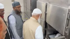 দেশে ফিরেই হাদির মরদেহ দেখতে গেলেন জামায়াত আমির