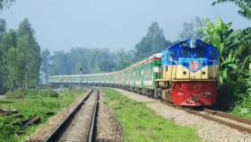 আজ থেকে বাড়ছে পূর্বাঞ্চলের ট্রেনের ভাড়া