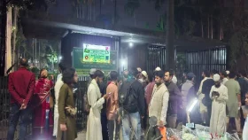 শহীদ হাদির কবর দেখতে সাধারণ মানুষের ঢল&nbsp;