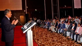 বিদেশে থেকে জাতিকে ঐক্যবদ্ধ রেখেছেন তারেক রহমান