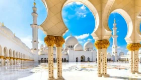 জুমার দিনের ফজিলত ও বিশেষ আমল