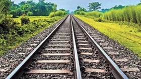 গাজীপুরে ট্রেনে কাটা পড়ে একই পরিবারের ৩ জন নিহত