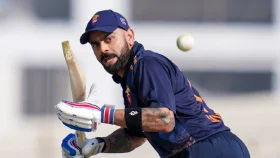 অস্ট্রেলিয়ান গ্রেটকে ছাপিয়ে কোহলির &lsquo;বিশ্ব রেকর্ড&rsquo;