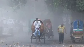 দূষিত শহরের তালিকার শীর্ষে ঢাকা