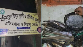 নামাজে গিয়ে রক্ষা পেলেন ৩৫ ছাত্র-শিক্ষক