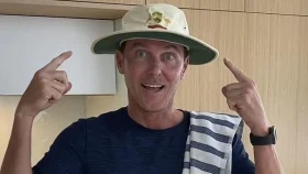 &lsquo;অলৌকিক&rsquo;ভাবে জেগে উঠেছেন কোমায় থাকা অজি ব্যাটসম্যান