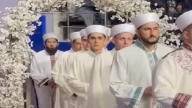 তুরস্কে ১২২ কোরআনের হাফেজকে সংবর্ধনা