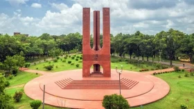 চবি শিক্ষককে হেনস্তার প্রতিবাদে জাবির বিএনপিপন্থি শিক্ষকদের নিন্দা