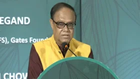 ক্যাশলেস সোসাইটি হলে রাজস্ব আয় বাড়বে: গভর্নর