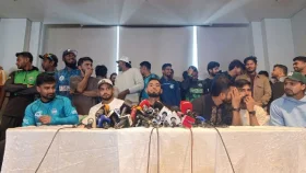 বিপিএল বয়কট থেকে সরে খেলায় ফেরার ইঙ্গিত ক্রিকেটারদের