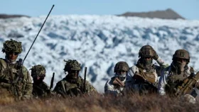 গ্রিনল্যান্ডে পৌঁছেছে ৬ দেশের সেনা