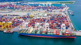 ৫ বছরের মধ্যে চট্টগ্রাম বন্দরে রেকর্ড আয়