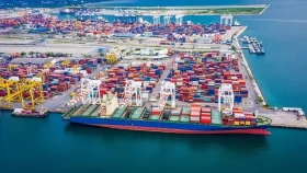 চট্টগ্রাম বন্দর নিয়ে &lsquo;গোপন চুক্তি,&rsquo; স্থগিতের দাবিতে ১০০ শিক্ষার্থীর চিঠি