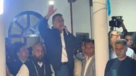 শ্বশুরবাড়ি থেকে তারেক রহমানের নির্বাচনী প্রচারণা শুরু